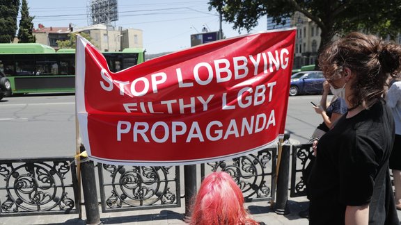 Anti-LGBTQ protesti Tbilisi - 4