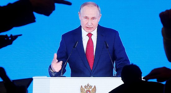Putins varu neatdos: mediji par pārmaiņām Krievijā