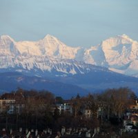 Šveicē netālu no populāra slēpošanas kūrorta notikusi zemestrīce