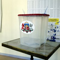 ID karšu turētājiem Saeimas vēlēšanām izgatavos vēlētāju apliecības, vēsta LTV