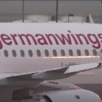 Francijas Alpos nogāzusies 'Germanwings' pasažieru lidmašīna ar 150 cilvēkiem (16:27)