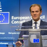 Eiropadomes prezidents Tusks: nepieciešama politika imigrantu nosūtīšanai atpakaļ