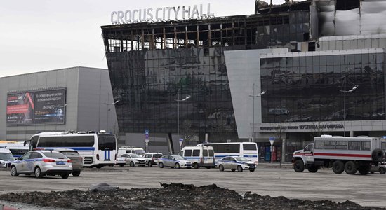 Laikraksts: ASV izlūkdienestu brīdinājumos par teroraktu draudiem Krievijā minēta 'Crocus' zāle 