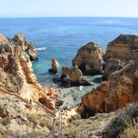 Pludmales, kalni un vietējie labumi: ģimenisks ceļojums uz Portugāles dienvidiem