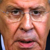 Ķīmiskais uzbrukums Sīrijā bija iestudēts, pēkšņi paziņo Lavrovs