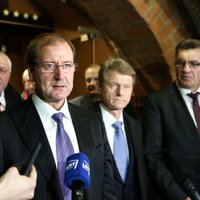 Lietuvas vēlēšanās panākumus gūst kreisās opozīcijas partijas, iekļūst arī 'pretpedofilu' partija