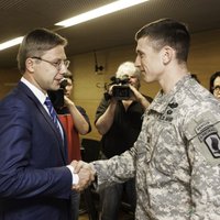 ФОТО: Ушаков встретился с военными НАТО