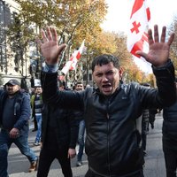 Что известно о задержании украинцев в Грузии и при чем здесь Семенченко