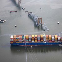 Kuģa ietriekšanās tiltā Baltimorā: bažas par jaunām problēmām globālajās piegādes ķēdēs