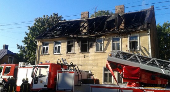 Rīgas dome uzdod īpašniekiem sakārtot graustus Matīsa un Pētersalas ielā