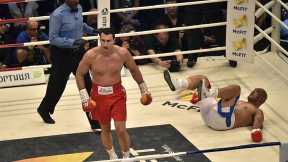 Wladimir Klitschko and Alex Leapai 