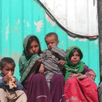 ANO un Afganistānas valdība palīdz 225 000 afgāņiem pārdzīvot ziemu
