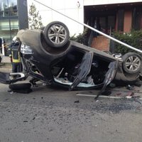 Foto: Kauņā notikusi trīs automobiļu sadursme