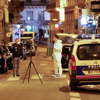 Напавший на прохожих в Париже кричал "Аллах акбар". ИГ взяло ответственность за атаку