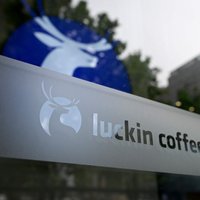 'Starbucks' Ķīnas konkurents 'Luckin Coffee' tiesā ASV iesniedz pieteikumu aizsardzībai pret bankrotu