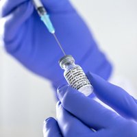 Stradiņa slimnīcā sestdien pret Covid-19 vakcinējušies 117 mediķi