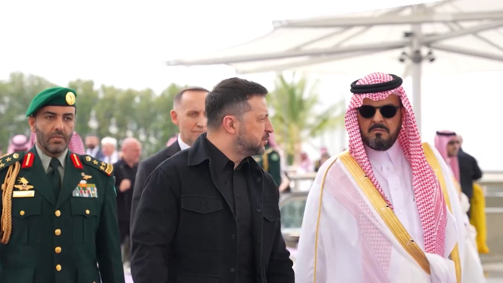 Zelenskis viesojas Saūda Arābijā
