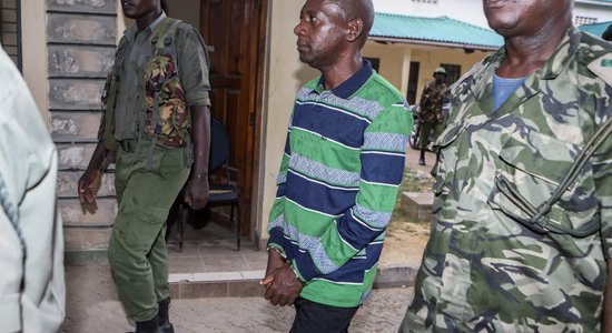 Kenijas badošanās kulta līderis apsūdzēts terorismā
