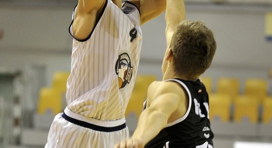 Bijušais ventspilnieks Gludītis pārcēlies uz 'Tarvas' basketbola komandu