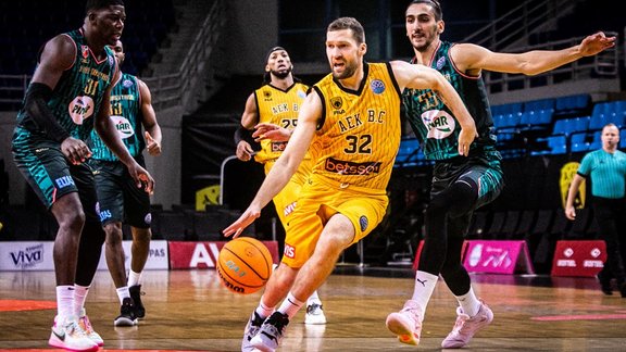 Jānis Strēlnieks, AEK, basketbols