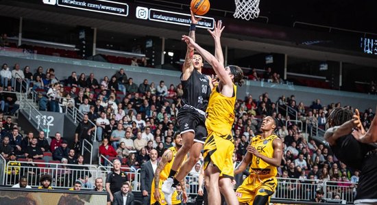 "VEF Rīga" Čempionu līgas mačā neatrod pretargumentus AEK pārspēkam groza apakšā