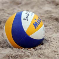 Latvijas pludmales volejbola pāri iekļūst Eiropas U-20 čempionāta izslēgšanas turnīrā