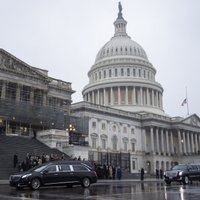 ASV Kongress pieņem kompromisa likumprojektu valdības finansēšanai