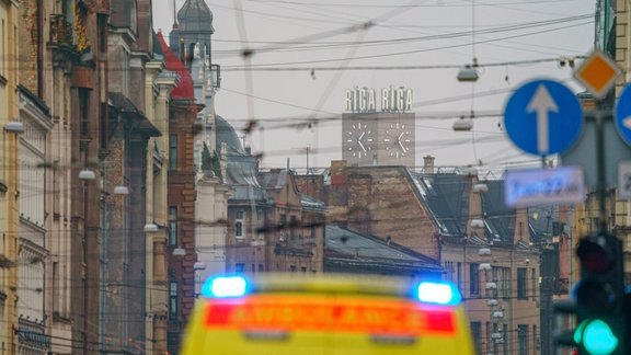 Сейм отклонил предложение направить на здравоохранение сверхприбыль банков и энергетических компаний Сейм отклонил предложение направить на здравоохранение сверхприбыль банков и энергетических компаний
