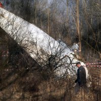 Начался процесс над мародерами, которые ограбили упавший самолет Качиньского