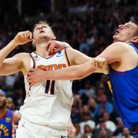 'Nuggets' sāk NBA izslēgšanas spēļu otro kārtu ar uzvaru pār 'Suns'
