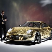 Pasaulē vislēnākais 'Porsche 911' – ar kājminamiem pedāļiem