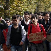 ANO apsūdz Ungāriju patvēruma meklētāju badināšanā