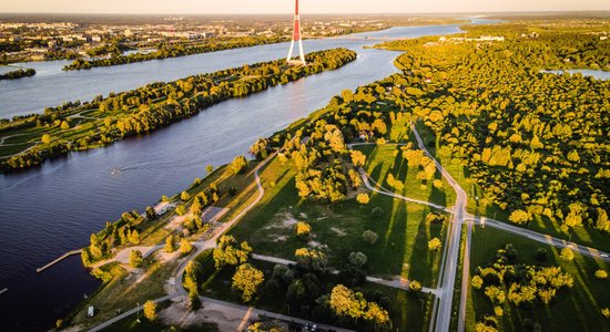 Nedēļas nogalē notiks 'Positivus' festivāls. Izpēti programmu mobilajā lietotnē!