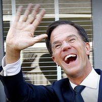Vildersam atbalsts zemāks par gaidīto, Nīderlandes premjera partija triumfē, liecina aptaujas