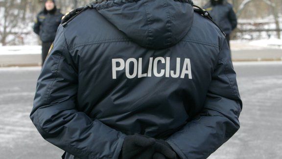 police policija