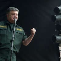 Порошенко назвал два условия разрешения конфликта на Донбассе