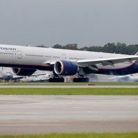 Dzēruša pasažiera dēļ lidmašīna Krievijā spiesta veikt ārkārtas nolaišanos