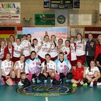 Latvijas U-19 florbolistes pēc uzvaras pēdējā mačā saglabā vietu pasaules čempionāta augstākajā divīzijā