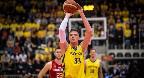 Jerebko pēc pievienošanās CSKA vairs nevarēs pārstāvēt Zviedrijas izlasi