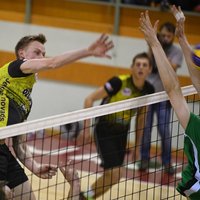 'Poliurs'/'Ozolnieki' izcīna uzvaru un saglabā intrigu Latvijas volejbola finālsērijā