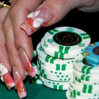 'Veiksme VARAM pusē' – Ķekavas azartspēļu bloķēšana atbilst Satversmei