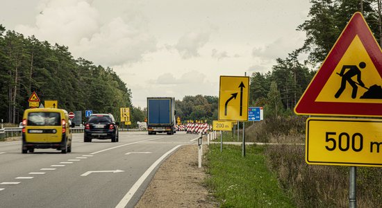 Plānojot brīvdienu braucienu, jāņem vērā, ka būvdarbi notiek 75 valsts autoceļu posmos