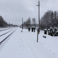 "Zolīdi kaimiņi". Mirušā Andreja ģimenē traģēdijas priekšvēstnešus vietējie nemanīja