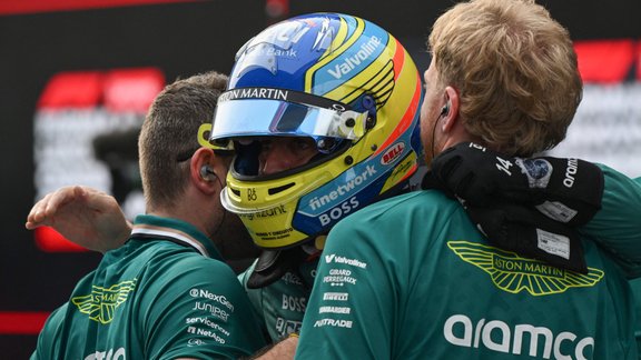 Alonso murgs atkārtojas – "Aston Martin" F-1 sapņu projekts uz klints malas