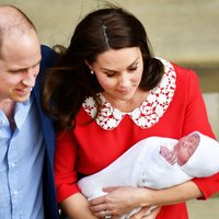 Новорожденного британского принца назвали Луи Артур Чарльз