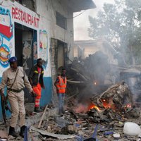 Uzbrukumā viesnīcai Somālijas galvaspilsētā nogalināti 25 cilvēki