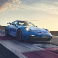 Sacīkšu auto ikdienas braucieniem – 'Porsche' nāk klajā ar jauno '911 GT3'