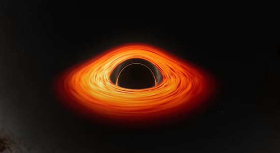 NASA simulācija ļauj "nomirt" supermasīvā melnajā caurumā