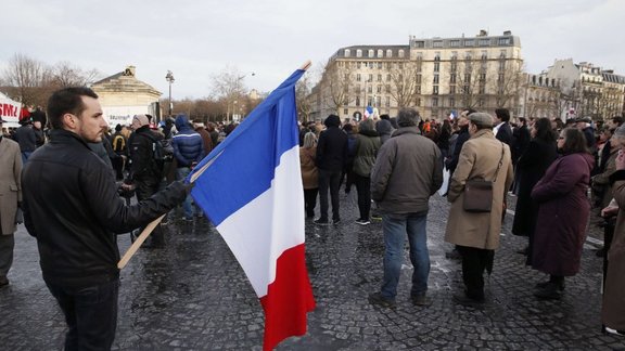 France flag karogs