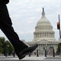 ASV Senāts atliek balsojumu par valdības finansēšanu; valdības darbs daļēji apturēts